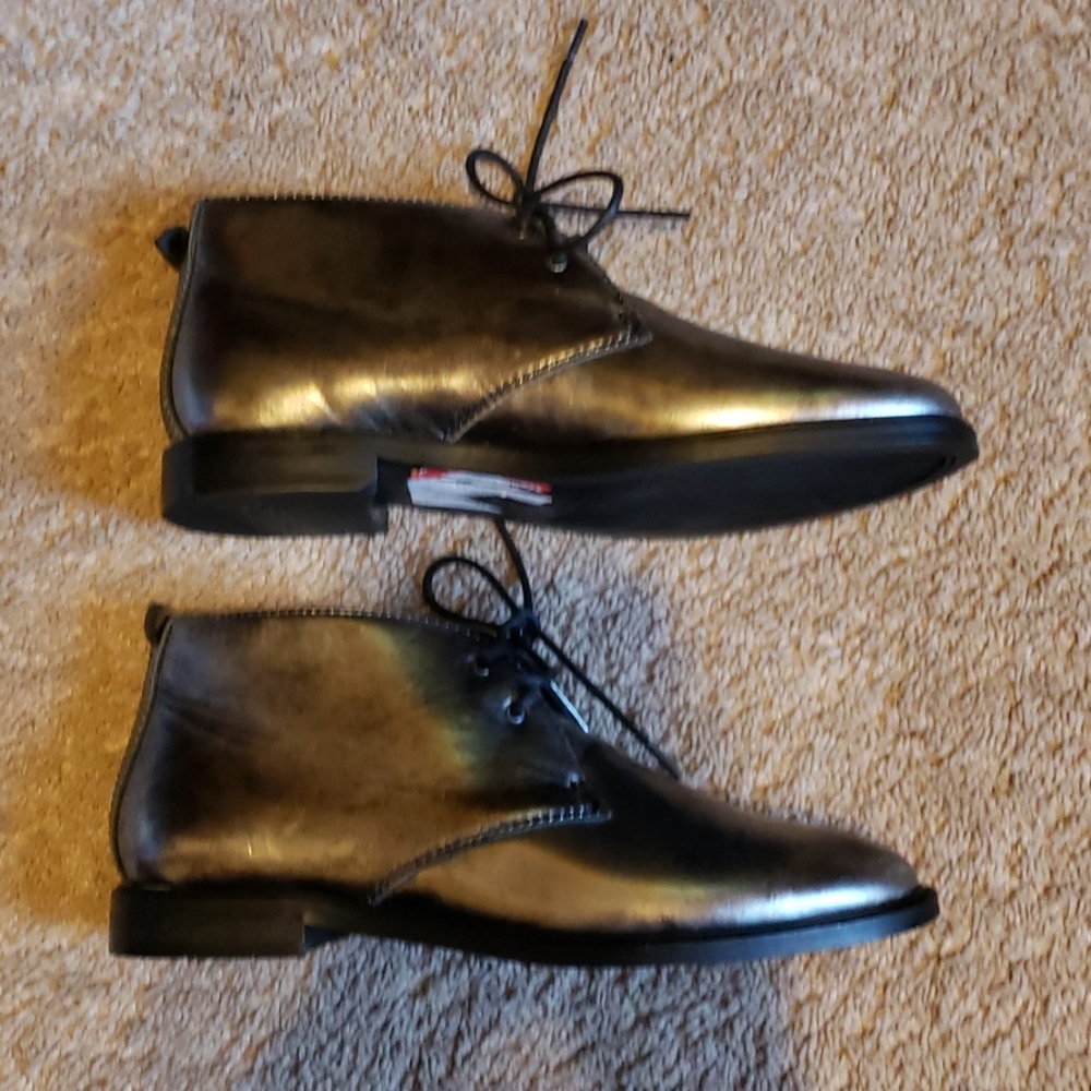 Like new Franco Sarto Pewter Ankle Booties sz 6.5 - Picture 4 of 5